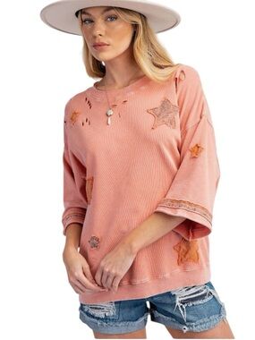 150:  EASEL NWT TOP CORAL CREAM (H6)